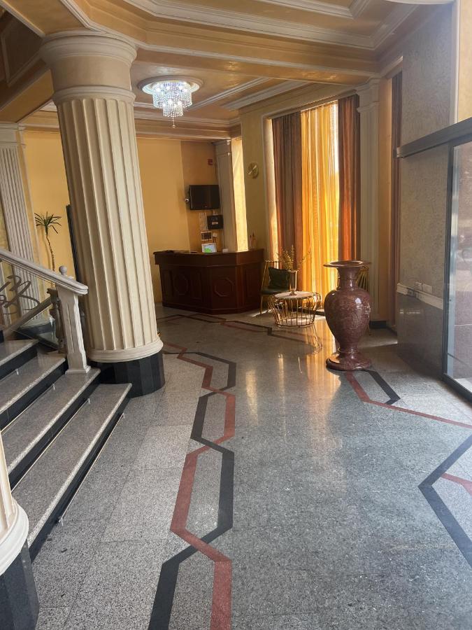 Joy Hotel Apartament Yerevan Exterior foto